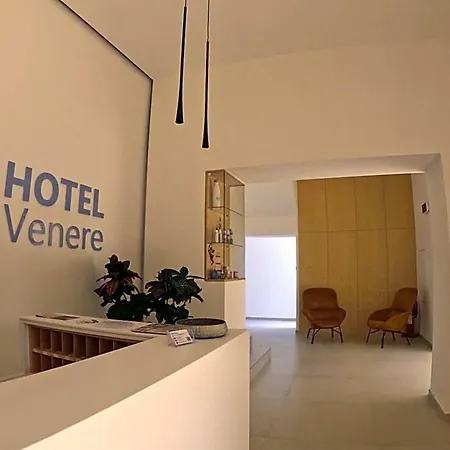 فندق Venere 3*
